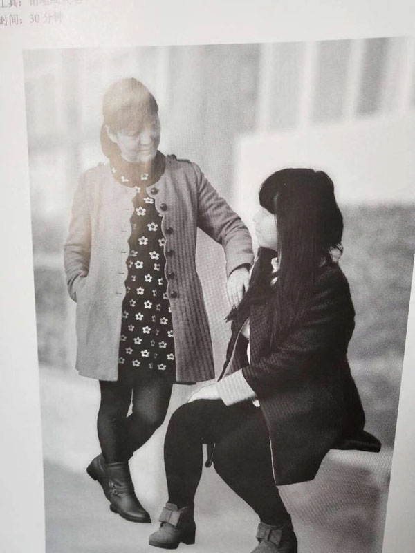 1512399383670202.jpg 2018年江苏省美术联考速写考题.jpg